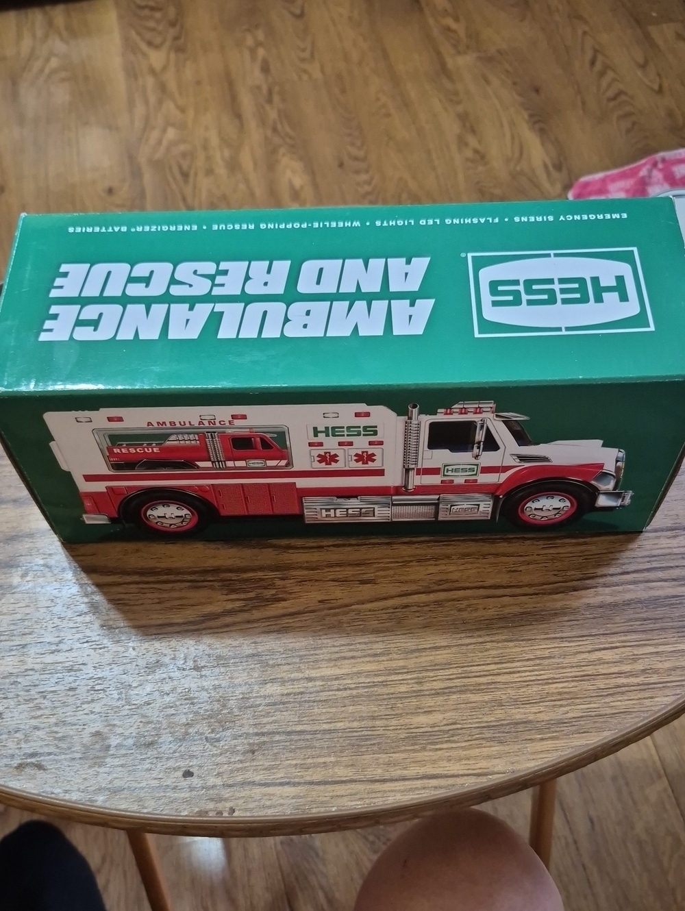 Hess 2020 Red and White Ambulance Rescue Truck Toy New In Box.